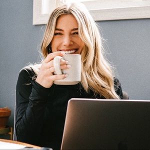 Meet your Posher, Carley